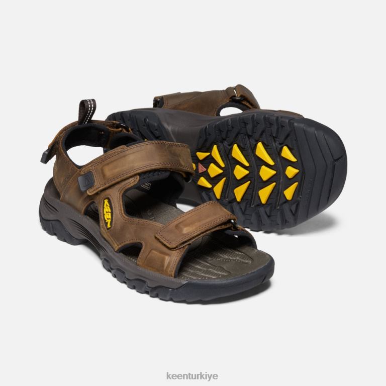 Keen 8L2D2522 erkekler targhee iii burnu açık sandalet bizon malç